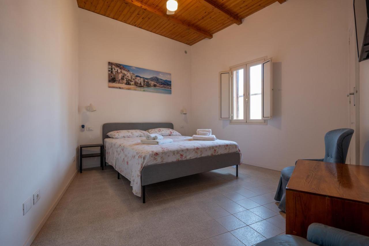 Lavatoioflats Casa Sul Mare E Sul Lavatoio Medievale A Cefalù Exterior foto
